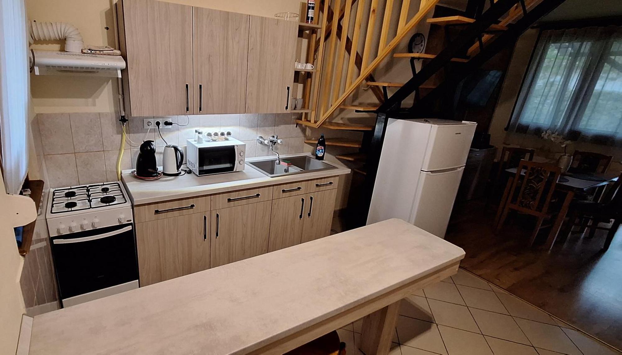 For You Apartman Gyula Exterior foto
